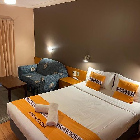 Philadelphia Motor Inn Ечука Екстериор снимка