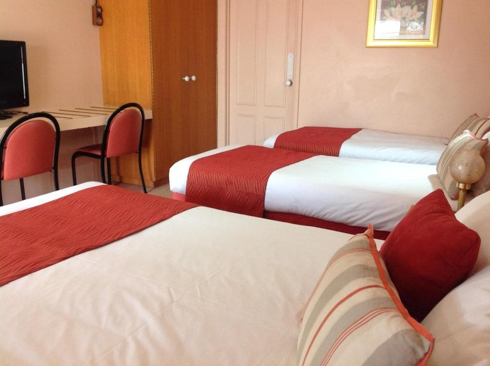 Philadelphia Motor Inn Ечука Екстериор снимка